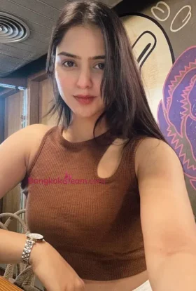 Divyanshi High Profile Escort Delhi