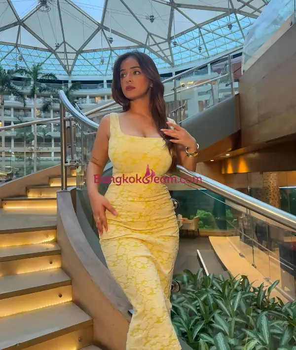 Navya High Profile Indian Escort in Hauz Khas, Delhi (India) (3)